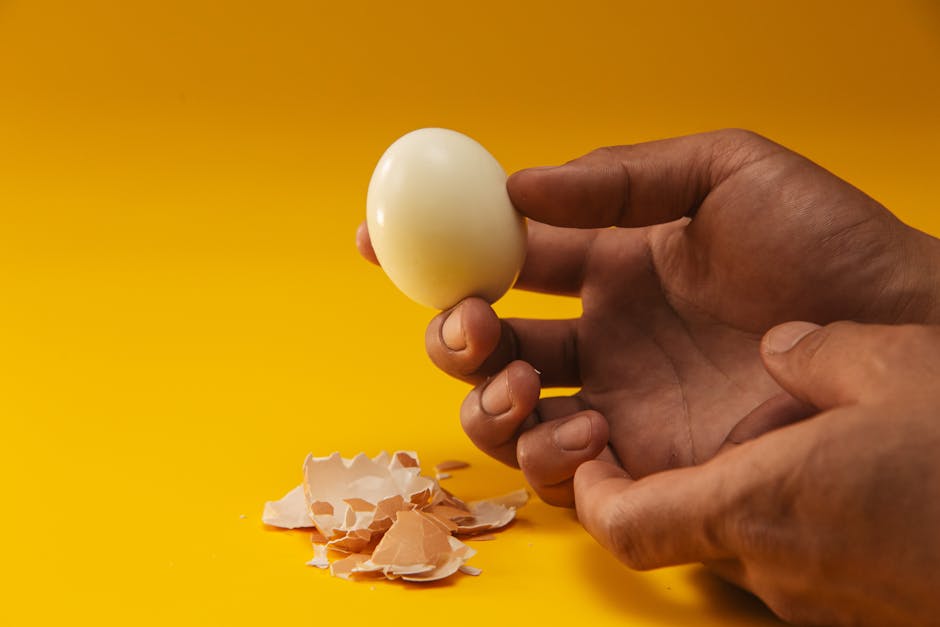 How to peel hard-boiled eggs without sticking shells?
